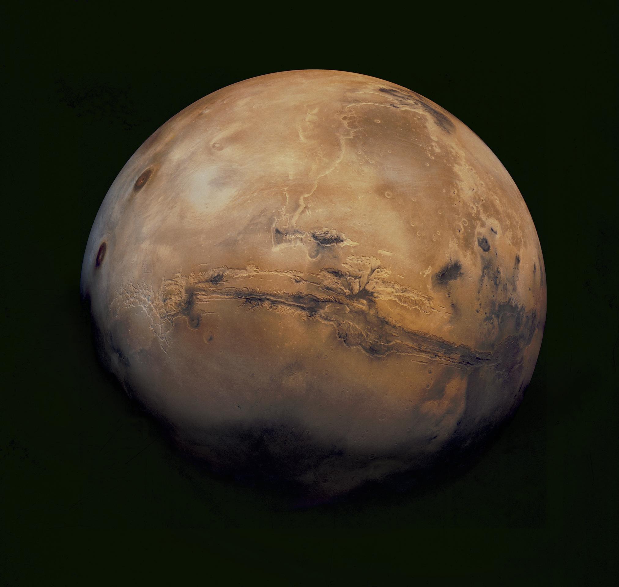 Planète Mars et le canyon Valles Marineris vus par Viking Orbiter 1